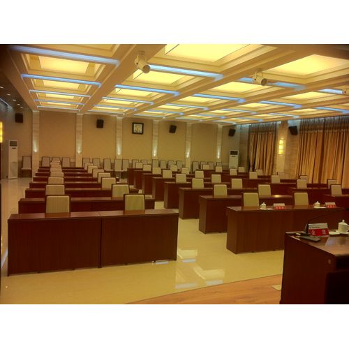 新龙宾馆会议室装修工程